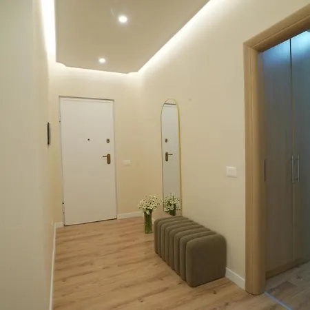 Apartman Modern 2-bedroom In Komuna E Parisit *